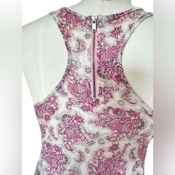 American Eagle Outfitters - Flowy Pink Paisley Racerback Tank - sleeveless - Picture 2 of 6